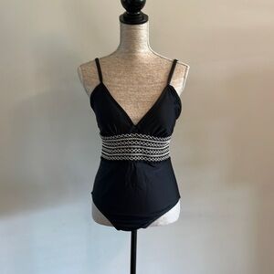 Kona Sol size Medium 1 piece swimsuit in black/white some smocking at the waist